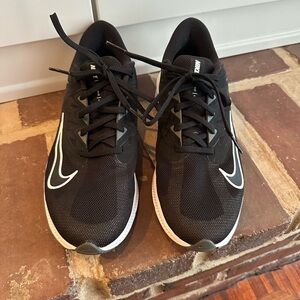 Nike Running Shoes in Black